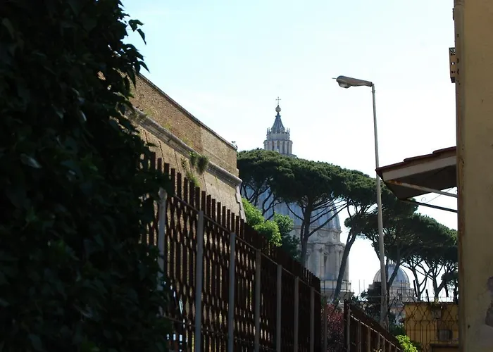 Vatican 3*